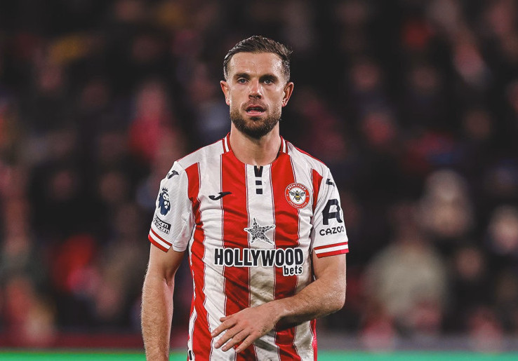 Chelsea Incar Jordan Henderson, Brentford Siap Kehilangan Gelandang Veteran