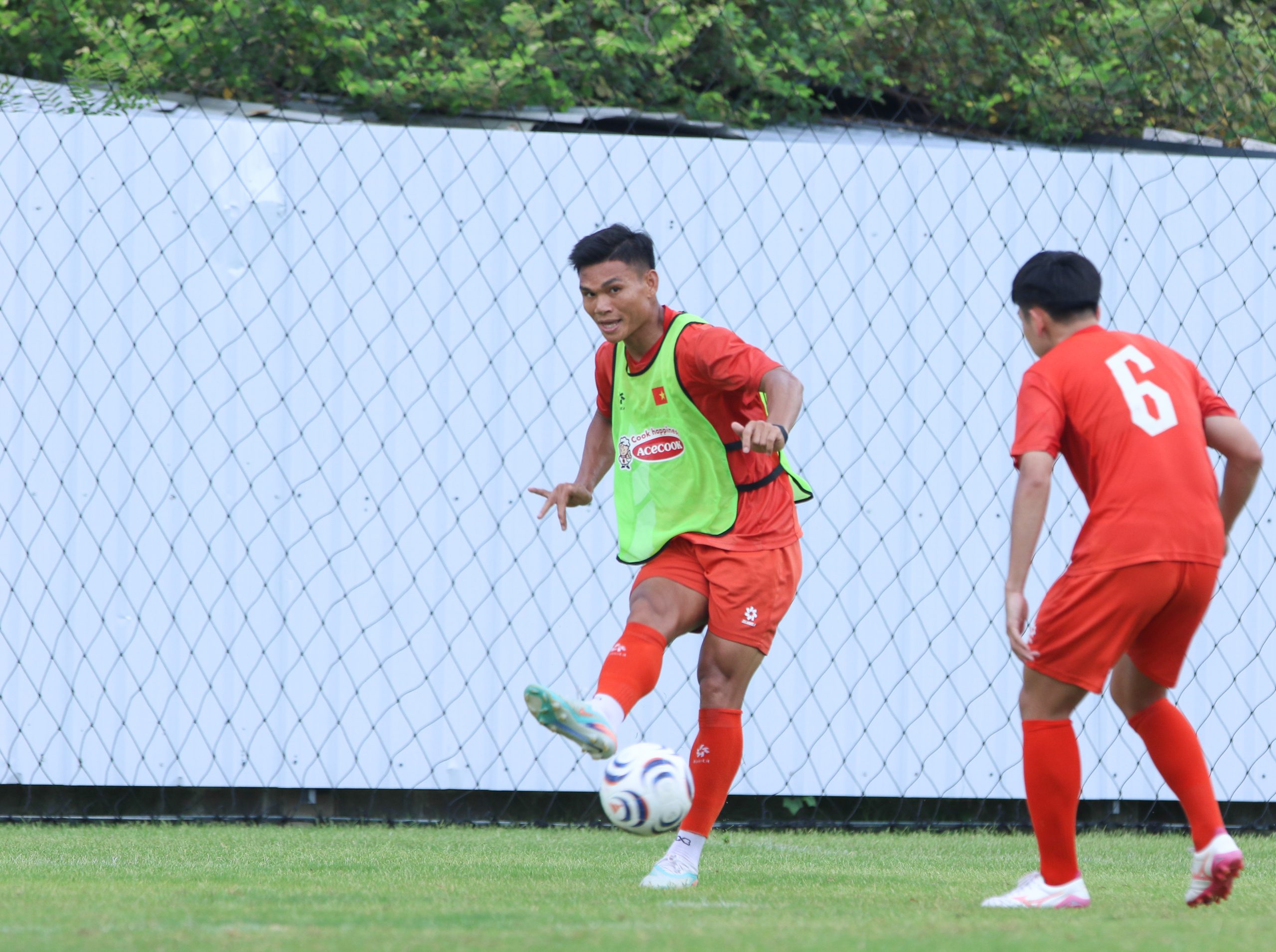 Amati Para Pesaing Termasuk Timnas Indonesia, Bek Vietnam: Telah Meningkat dan Sangat Kuat