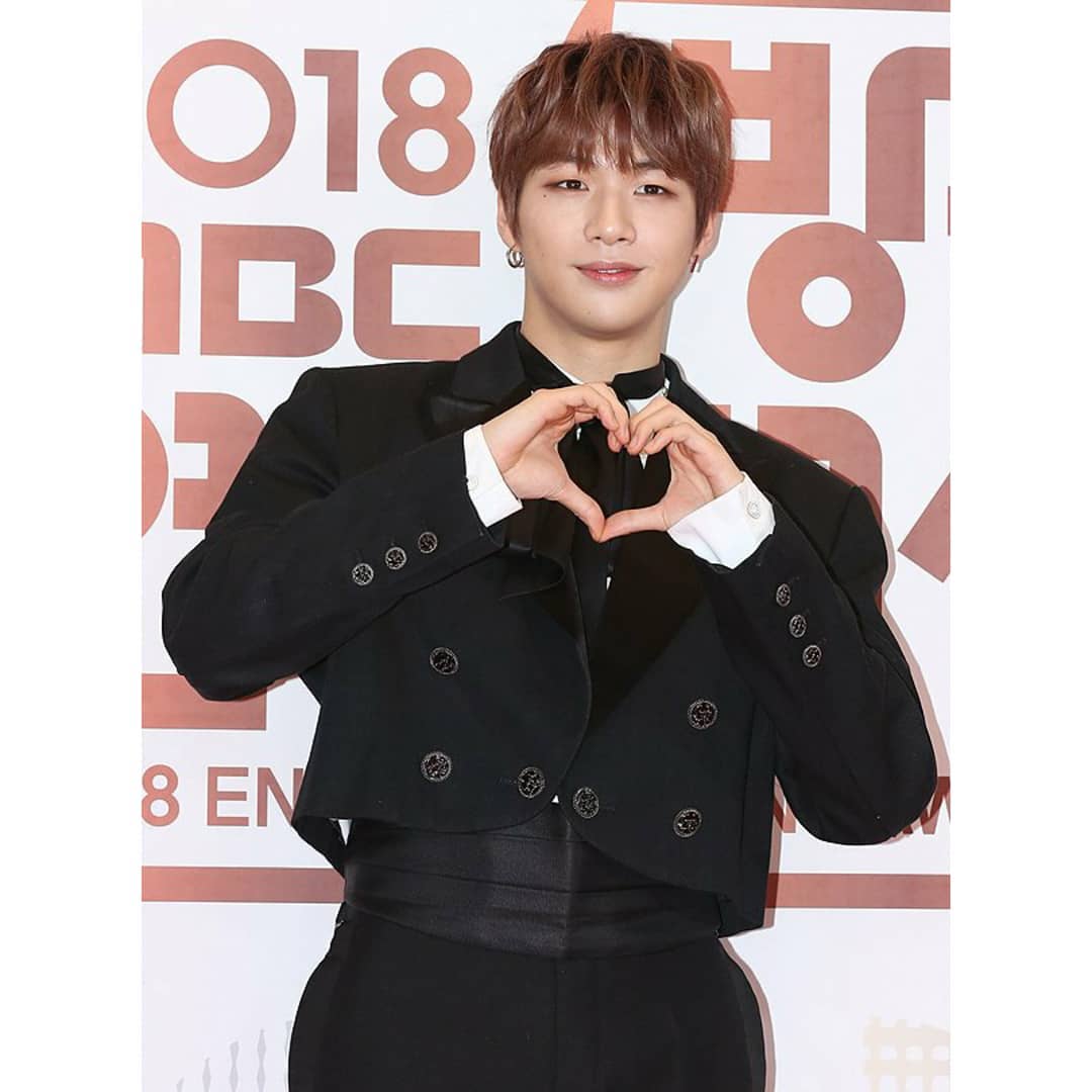 Debut Solo Kang Daniel dikonfirmasi