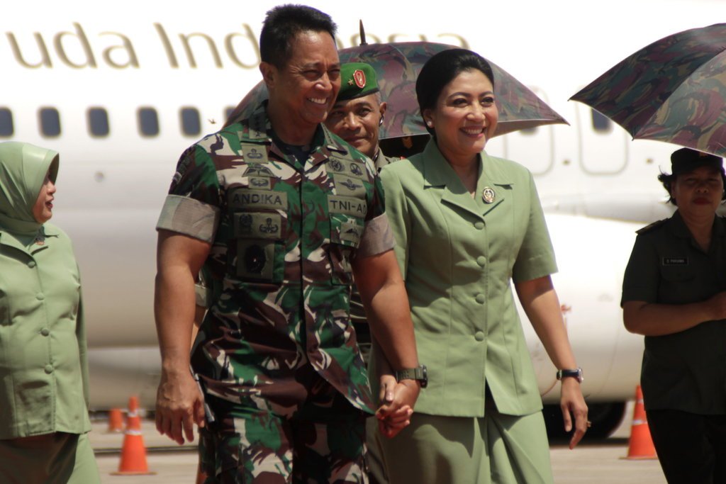 DPR Janji tak Recoki Jokowi soal Calon Suksesor Hadi Tjahjanto