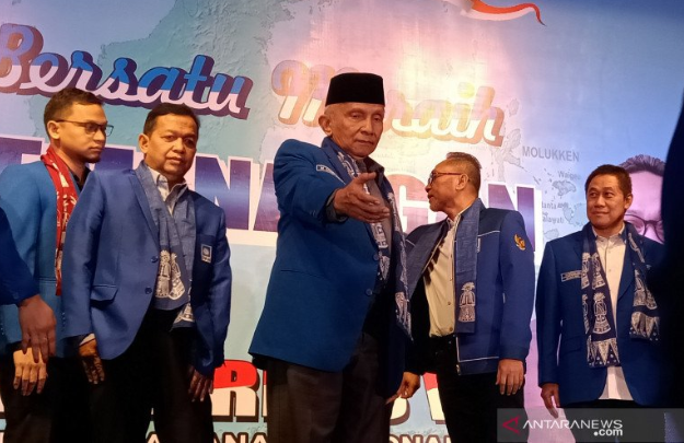 Kader PAN Teriak 'Lanjutkan', Amien Rais: Ini Bukan Partai Kampungan
