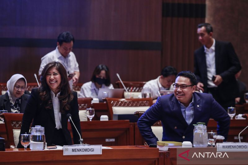 Wacana Baru dari Komdigi: Nomor HP Jadi Syarat Registrasi Akun Medsos