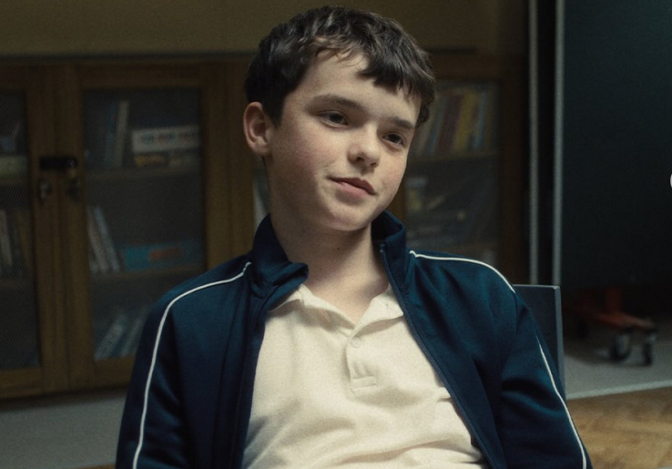 Bintang ‘Adolescence’ Owen Cooper Cetak Sejarah di Emmy Awards 2025, Aktor Termuda Terima Piala