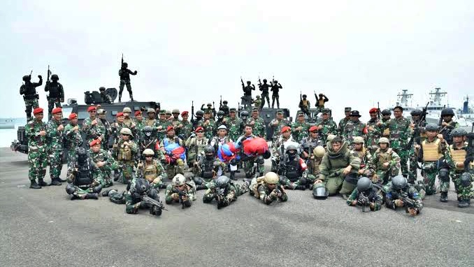 Kopaska TNI AL, Pasukan Katak Ahlinya Bertarung di Bawah Air