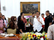 Jokowi Ketawa Lihat Erick Thohir Jadi Tukang Bakso