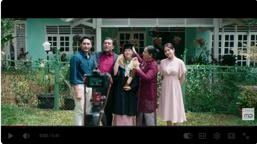 Filosofi Teras, Cerita Sandwich Generation Dihantam Berbagai Tekanan Hidup