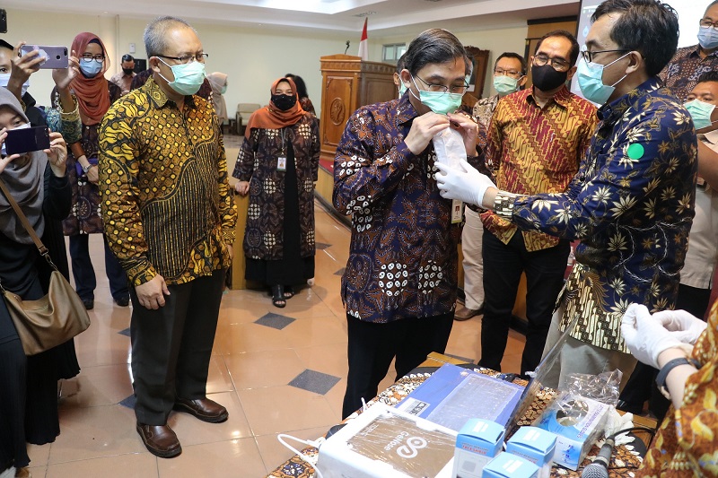 Jokowi Apresiasi Temuan dan Inovasi Buat Tangani Pandemi COVID-19