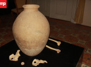 Zaman Dahulu Orang Banten Dikubur Jongkok Dalam Tempayan  