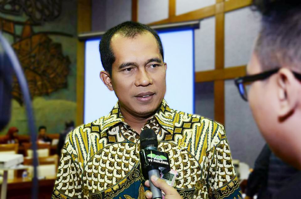 Ketua Komisi I DPR RI, Abdul Kharis Almasyhari