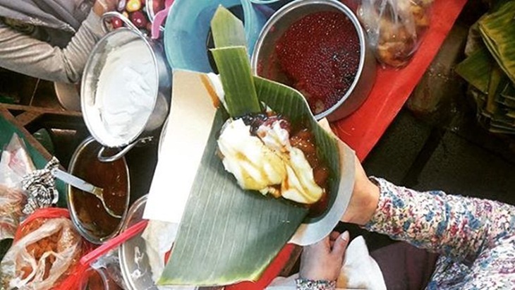 Tajin Sobih, Bubur Khas Madura Sekali Lirik Langsung Pengin Cicip