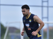 Berbekal Pengalaman di Liga Thailand, Bek Persib Frans Putros Beri Pandangan soal Bangkok United