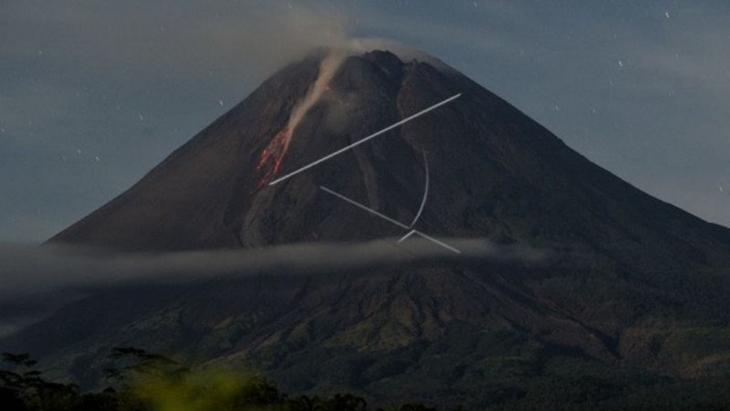 Gunung Merapi Alami 196 Kali Gempa Guguran