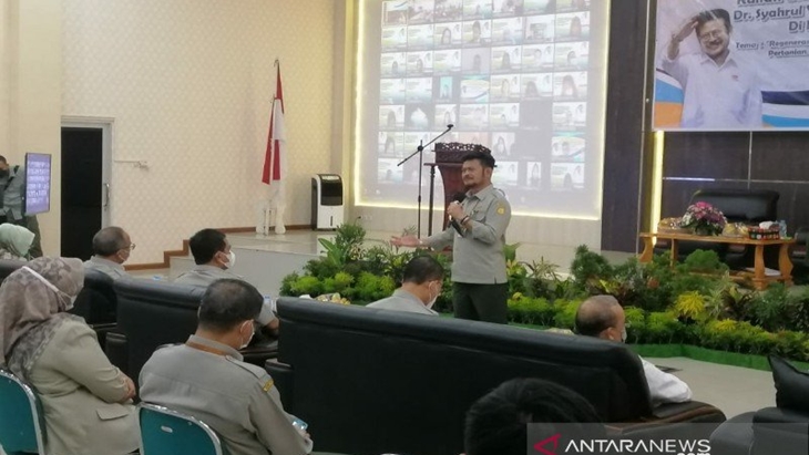 Di Depan Mahasiswa, Mentan Beri Sinyal Keberatan Soal Impor Beras