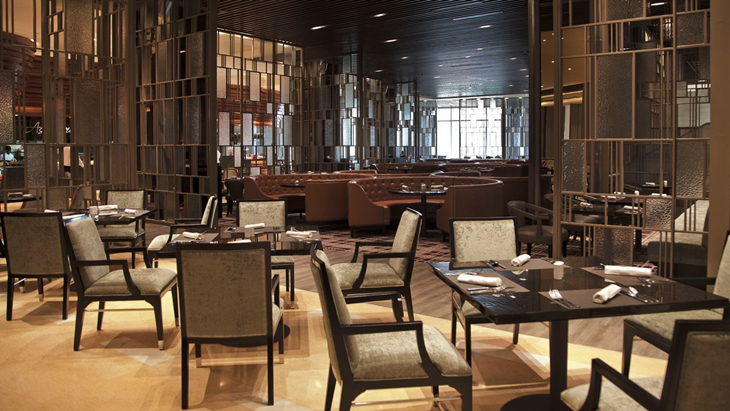 Makan Siang Bareng Keluarga di Resto All You Can Eat Hotel Ini Harus Dicoba