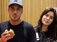 Hamish Daud Resmi Lamar Raisa Andriana