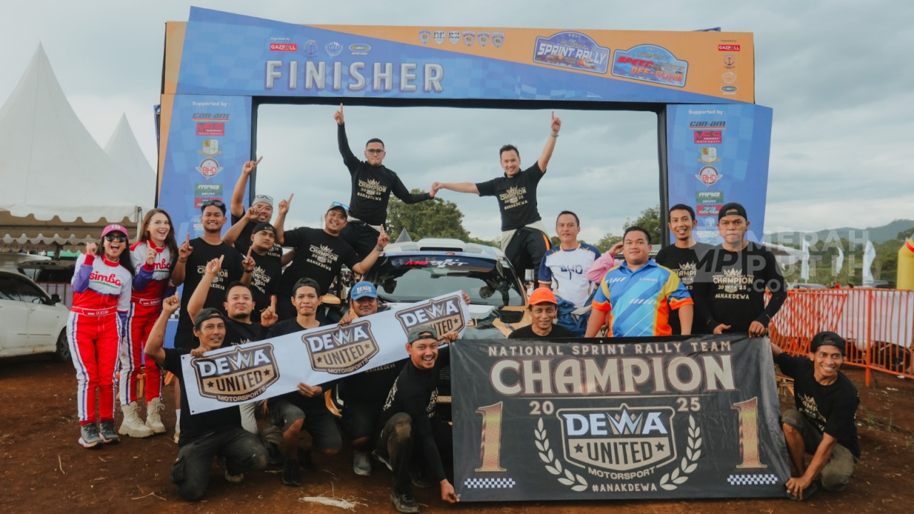 Lintasan Licin Sirkuit Hidzie Sukabumi Tak Halangi Dewa United Motorsport Menangi Kejurnas Sprint Rally 2025
