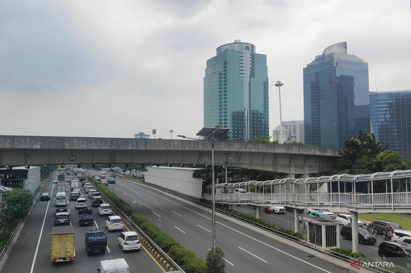 Jakarta Diprediksi Diselimuti Awan Tebal Hari Ini, Simak Prakiraan Cuaca Minggu 13 September 2026