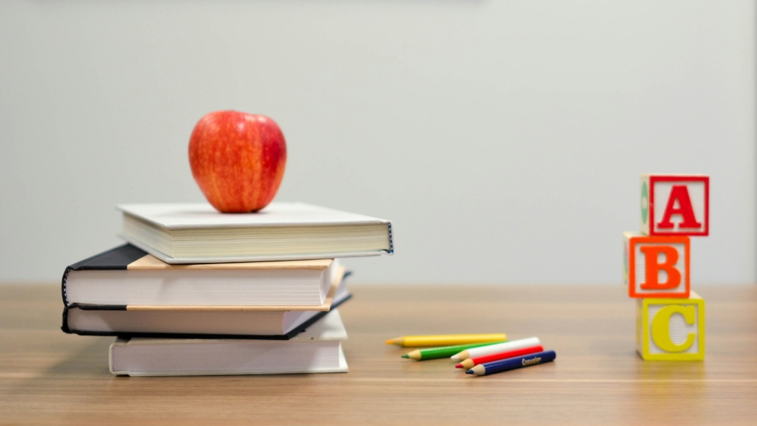 Hatching Academy Gandeng LUCT Tingkatkan Standar Pendidikan Kreatif Indonesia