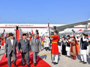 Momen Langka, Presiden dan PM Pakistan Sambut Presiden Prabowo di Bandara