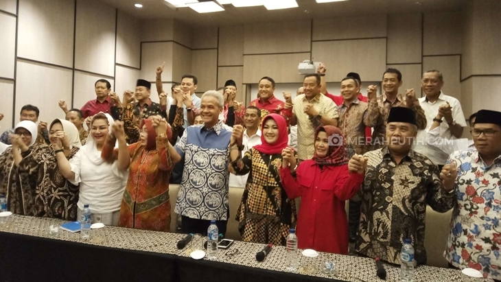 Ganjar Kumpulkan Kepala Daerah dari PDIP di Solo, Jokowi-Ma'ruf Ditargetkan Menang 80 Persen