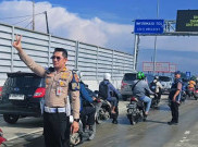 Banjir di Bekasi Bikin Polisi Izinkan Motor Masuk Jalan Tol