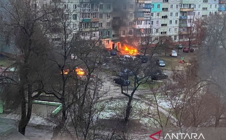 Digempur Habis-habisan, Ukraina Tolak Letakkan Senjata di Kota Pelabuhan Mariupol