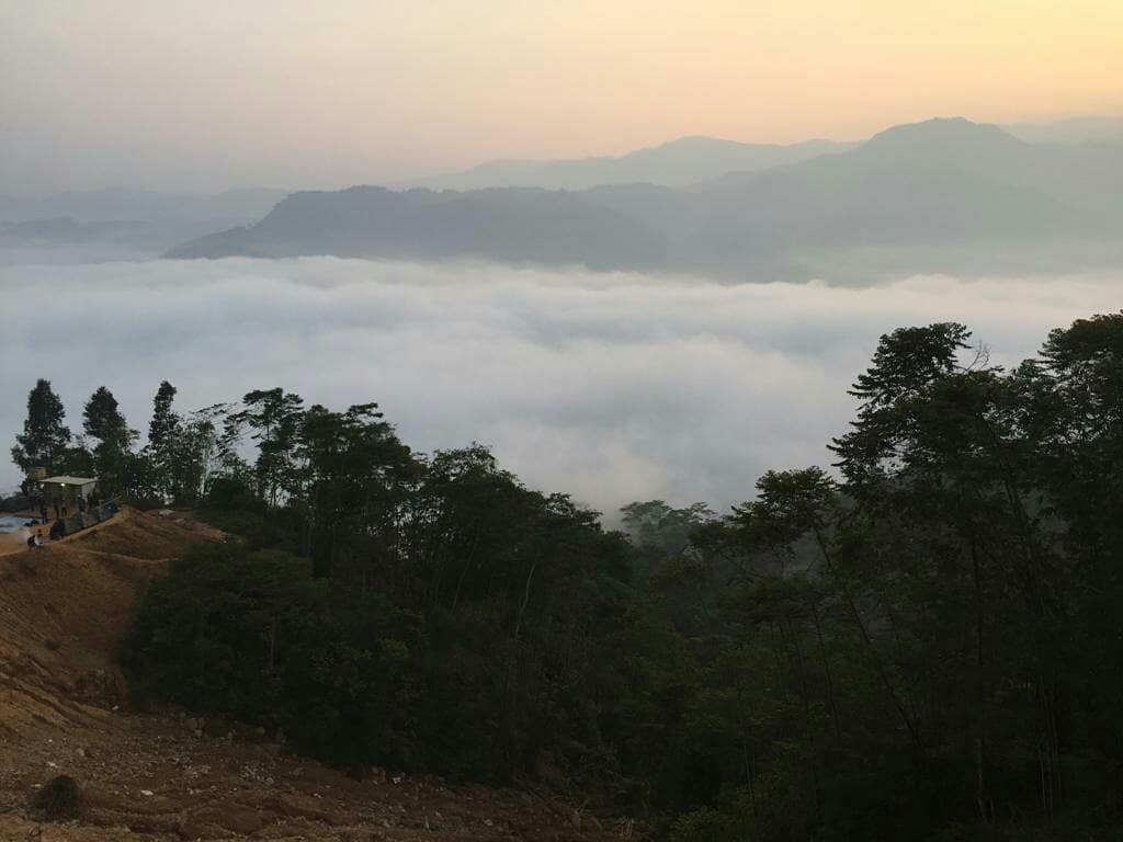 Akses menuju Gunung Luhur sangat mudah (Foto: Instagram/zaendesiharyani)