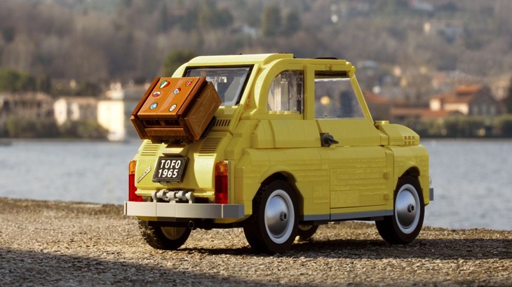 Lucu! Lego Luncurkan Mobil Fiat 500F Klasik Sangat Detail