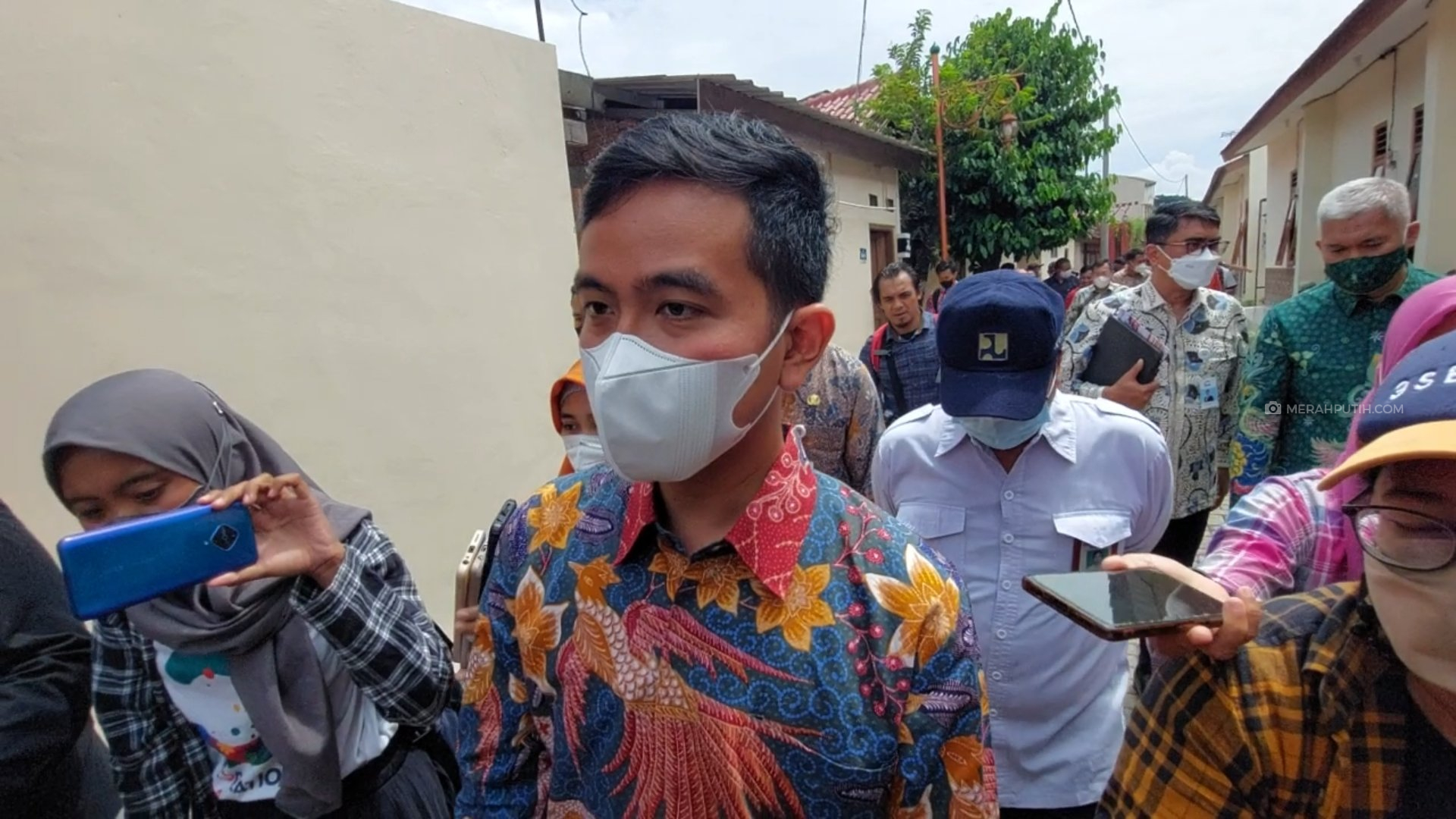 Gibran soal Ibunya Dihina di Medsos: Kalau Pelaku Minta Maaf Saya Maafkan
