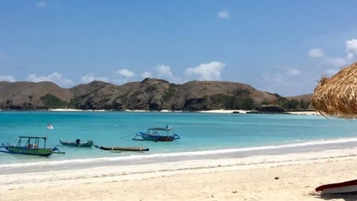 Pantai-Pantai Wajib Kunjung!