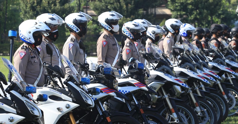 3.343 Polisi Diterjunkan Disiplinkan Warga Jatim Berkendara