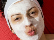 Cara Mengolah Yogurt Menjadi Masker Wajah