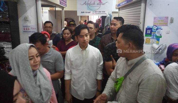 Kota Solo KLB Corona, Gibran Hentikan Aktivitas Pilkada Blusukan di Kampung