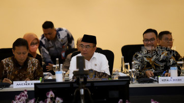 Menko PMK Pimpin RTM Bahas Strategi Pencegahan dan Penanganan Pornografi 