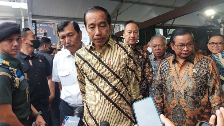 Jokowi Minta Cari Sumber Pakaian Bekas Impor yang Dijual di Tanah Air