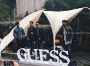 Bulan Oktober Diramaikan dengan Tas Keren dari Guess Men