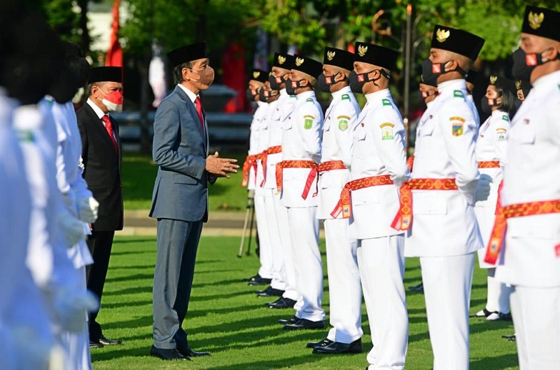 Pengukuhan Paskibraka. (Foto: Sekretariat Presiden)