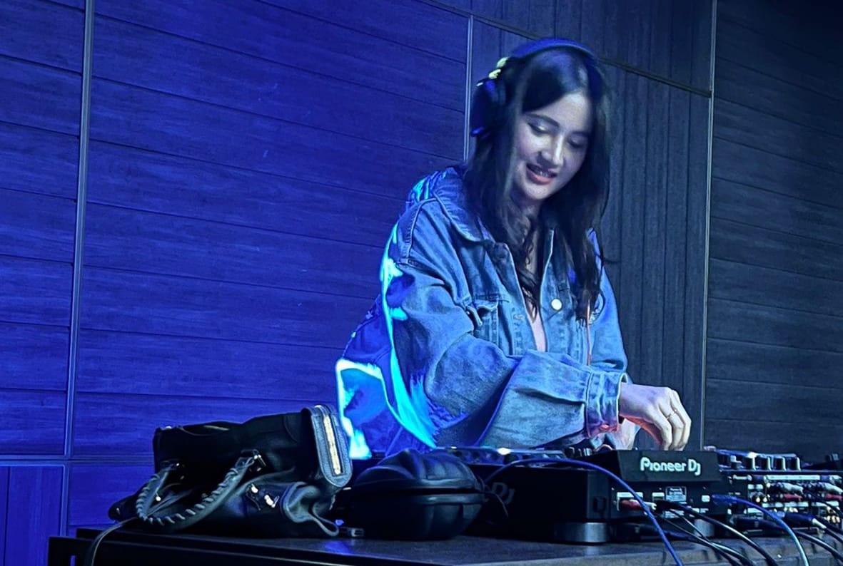 Adinda Marsya Sukses Entak Lantai Dansa Semarang