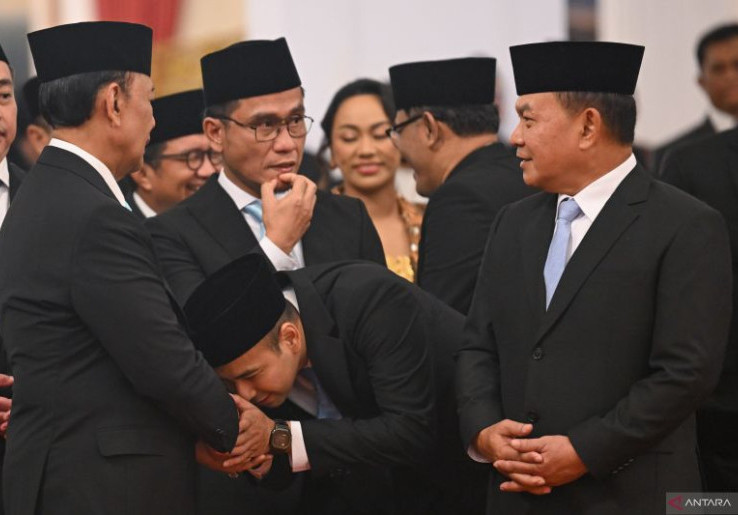 Sepak Terjang Wiranto, Pernah Diisukan Berseberangan kini Jadi Penasihat Khusus Prabowo