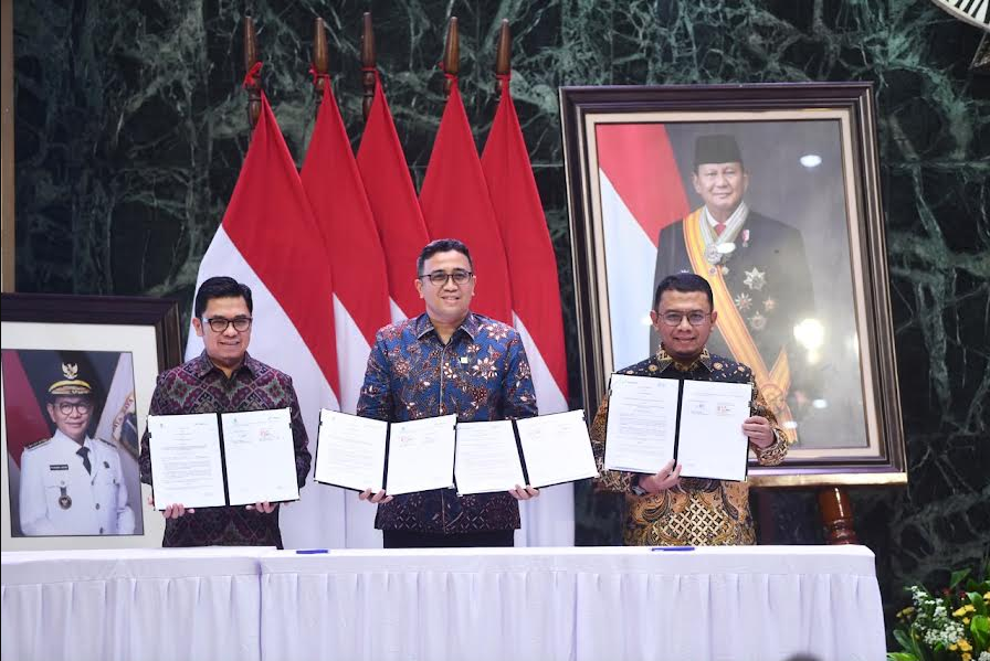 Kolaborasi Pertamina-Transjakarta Jajaki Pengembangan Bus Hidrogen untuk Transportasi Bersih Rendah Karbon