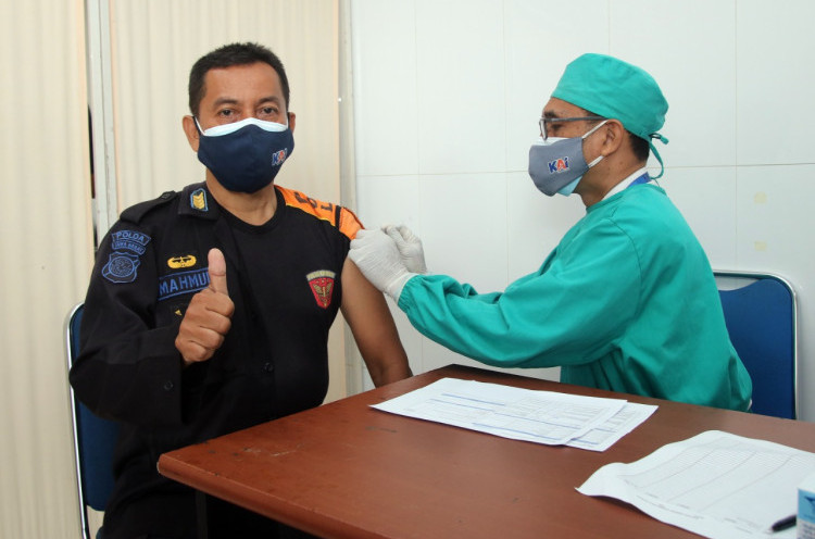 1.204 Pegawai PT KAI Daop 3 Cirebon Terima Vaksin Booster