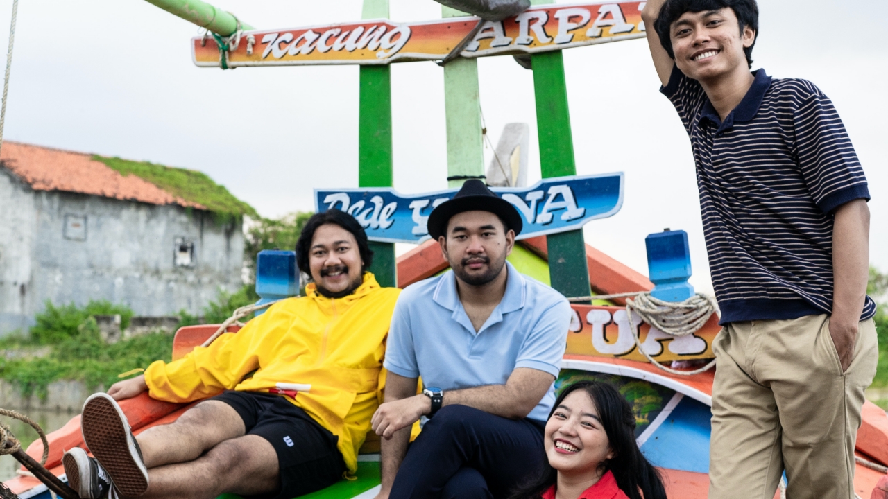 Sillas Potret Kultur Tempat Asal dalam Single 'Larung'