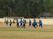 Kritik Lapangan Latihan SEA Games 2021, Shin Tae-yong: Tak Cocok untuk Sepak Bola Modern