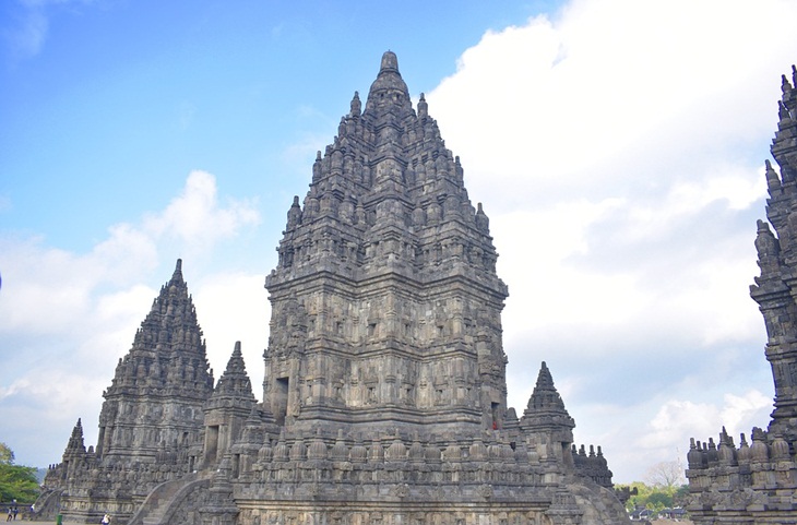 Candi Prambanan. (Foto: Pixabay/sunawang)