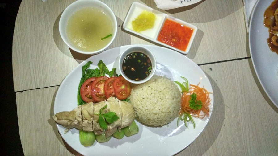 Hainanese Chicken Rice, Aston Cirebon Hotel & Convention Center. (MP/Mauritz)