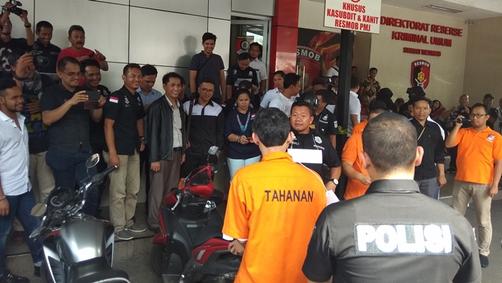Rekonstruksi pengeroyokan TNI AL. (Foto: merahputih.com/Gomes)