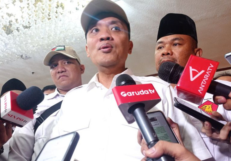 Sentil Hasto Kristiyanto soal Bansos Effect, Gerindra Sebut 'Belum Move On'