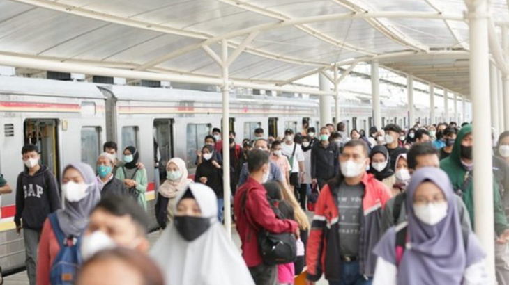 Menuju Hub: Stasiun Tersibuk di Indonesia, Manggarai, makin Disesaki 'Anker'