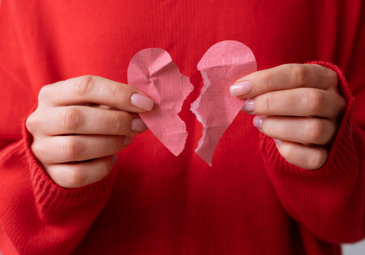 Ramalan Zodiak, 28 Oktober 2025: Masalah Keuangan dan Asmara, Apakah Ada Kendala?