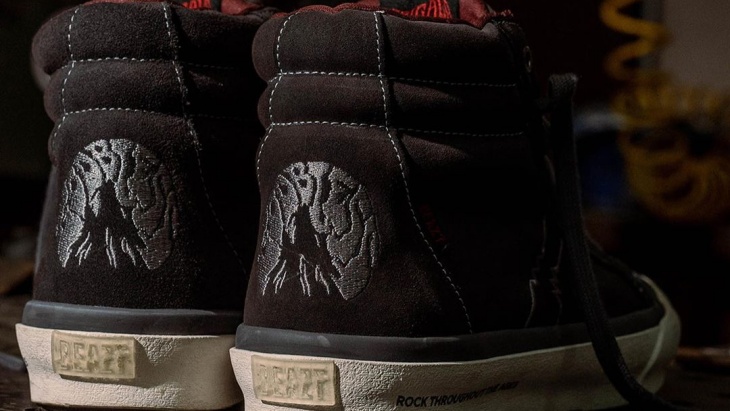 Beazt Kolaborasi Bareng God Bless Luncurkan Sneakers Apik